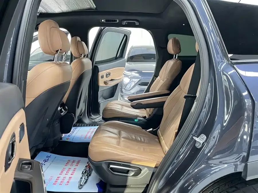 NIO ES8 NIO ES8 2020 580KM Signature Edition Six-seat Edition 2022 — миниатюра 3
