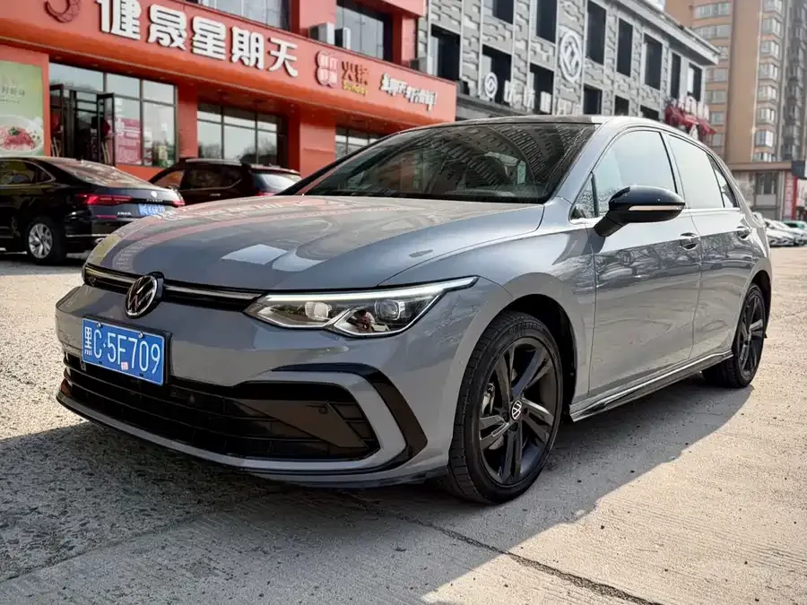 Volkswagen Golf 2022