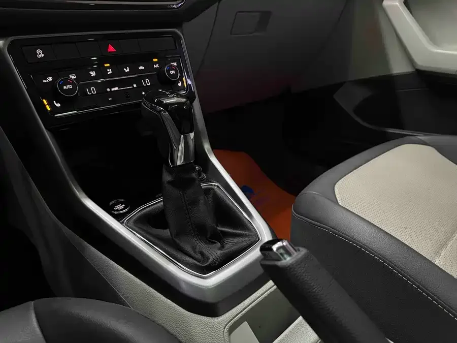 Volkswagen Tukai (T-Cross) 2022 Tukai 280TSI DSG Comfort Edition 2022 — миниатюра 4