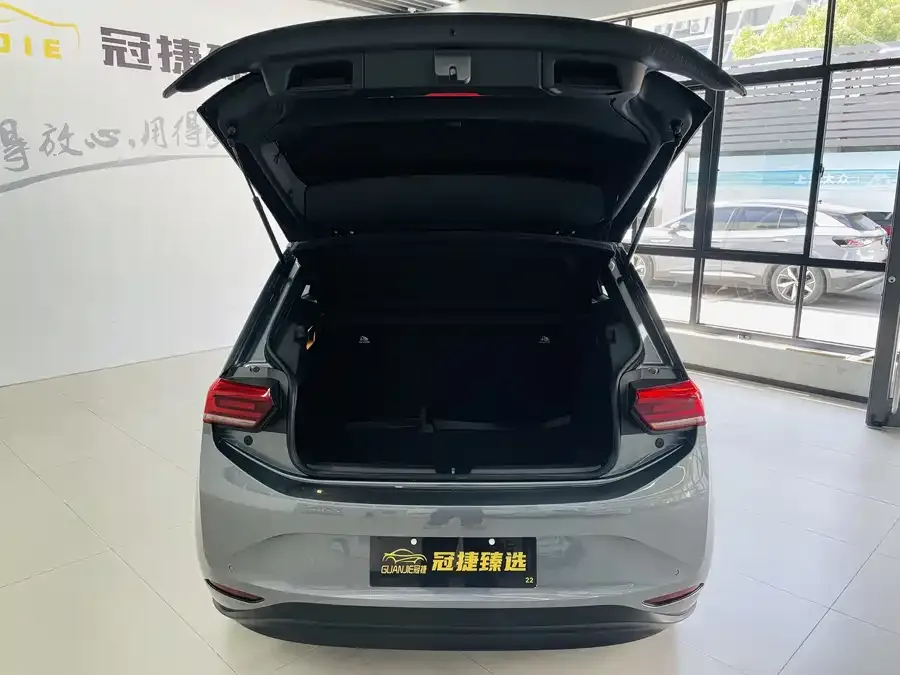 Volkswagen ID.3 Volkswagen ID.3 2023 Upgraded Pure Smart Edition 2023 — миниатюра 4