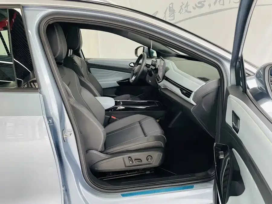 Volkswagen ID.4 X ID.4 X 2025 Smart Edition Pure Smart Edition 2024 — миниатюра 4