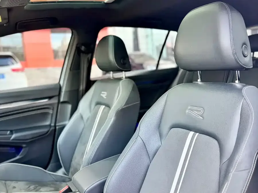 Volkswagen Golf Golf 2021 280TSI DSG R-Line 2022 — миниатюра 5