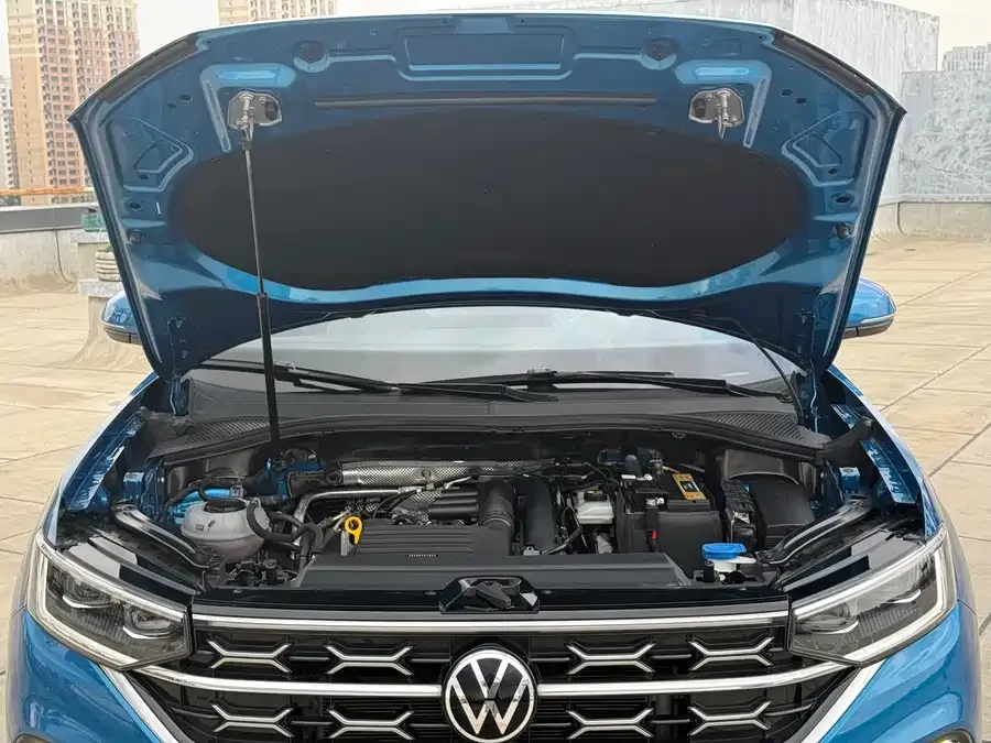 Volkswagen Tayron GTE plug-in hybrid Tanyue GTE plug-in hybrid 2023 280TSI Luxury Plus Advanced Edition 2022 — миниатюра 4