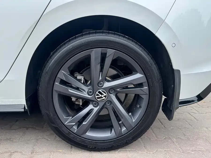 Volkswagen Golf Golf 2021 280TSI DSG R-Line 2022 — миниатюра 3