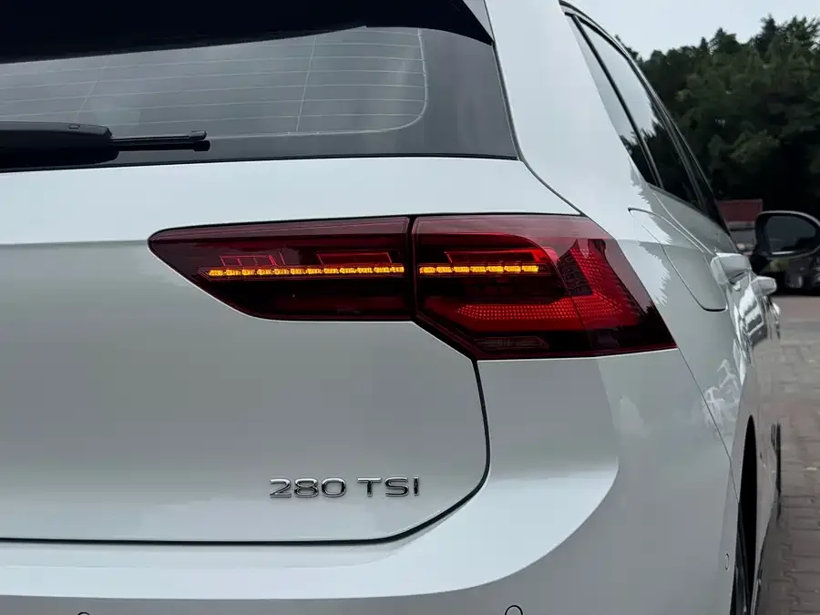 Volkswagen Golf Golf 2021 280TSI DSG R-Line 2022 — миниатюра 4