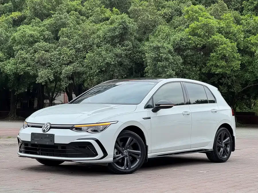 Volkswagen Golf 2022