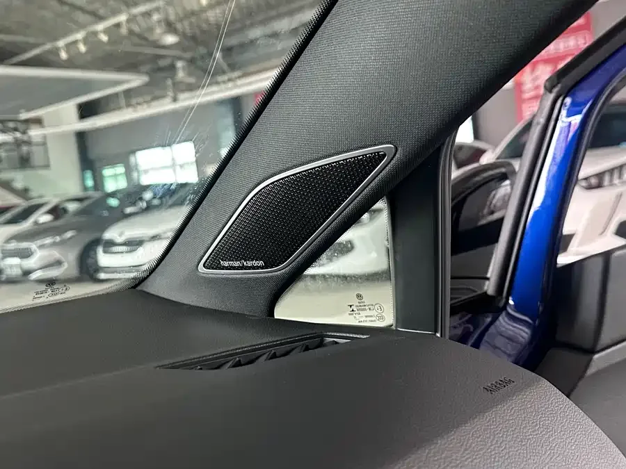 Volkswagen Golf Golf 2021 280TSI DSG R-Line 2022 — миниатюра 5