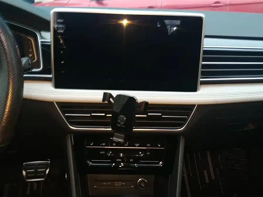 Volkswagen Tiguan L Tiguan L 2022 330TSI Automatic 2WD R-Line Enjoy Edition 2022 — миниатюра 4