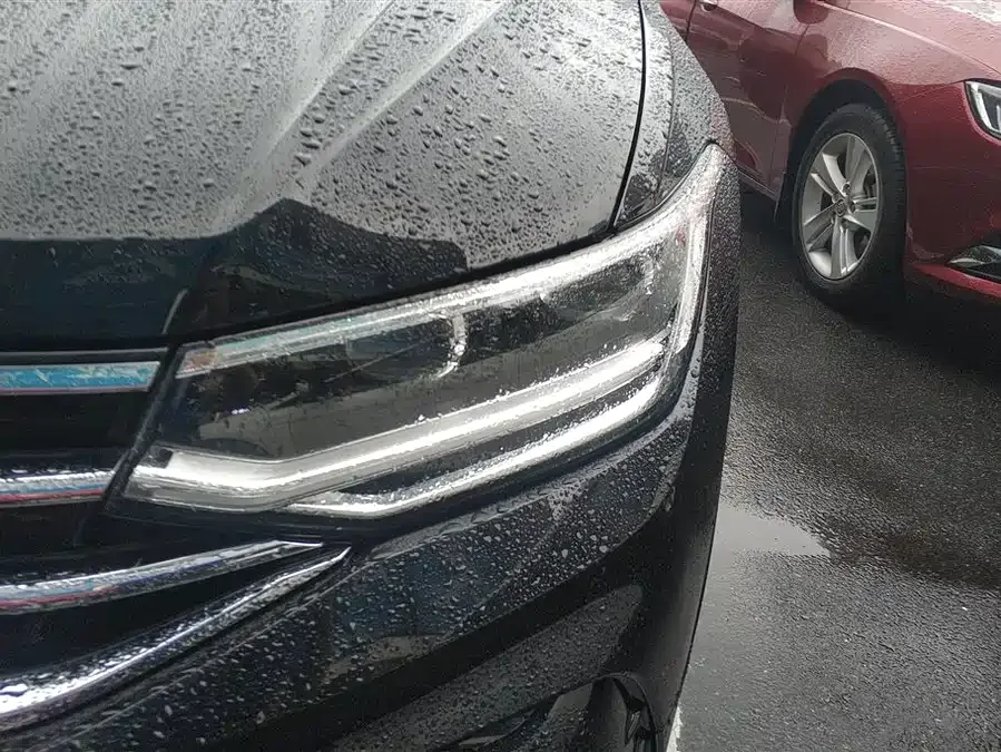 Volkswagen Tiguan L Tiguan L 2022 330TSI Automatic 2WD R-Line Enjoy Edition 2022 — миниатюра 5