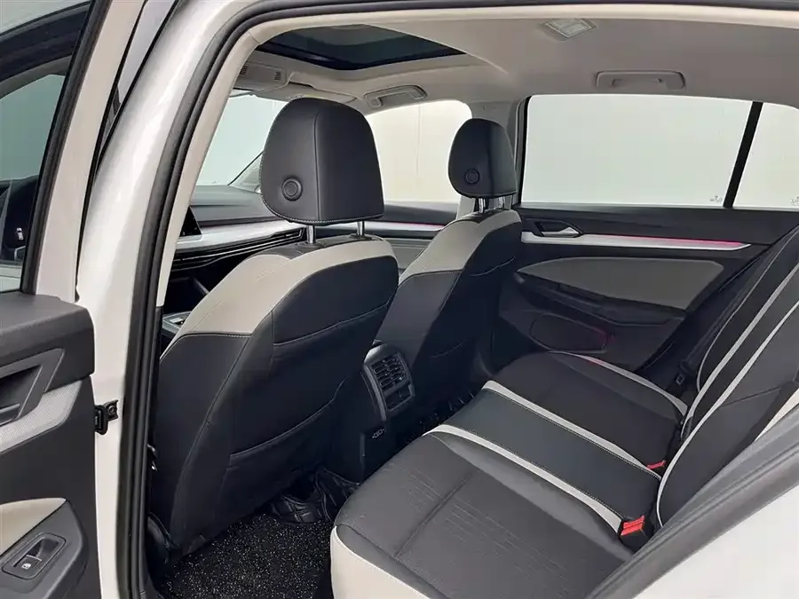 Volkswagen Golf Golf 2023 280TSI DSG Pro 2023 — миниатюра 3