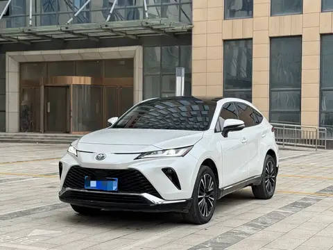 Toyota Venza 2023 buy in Moscow