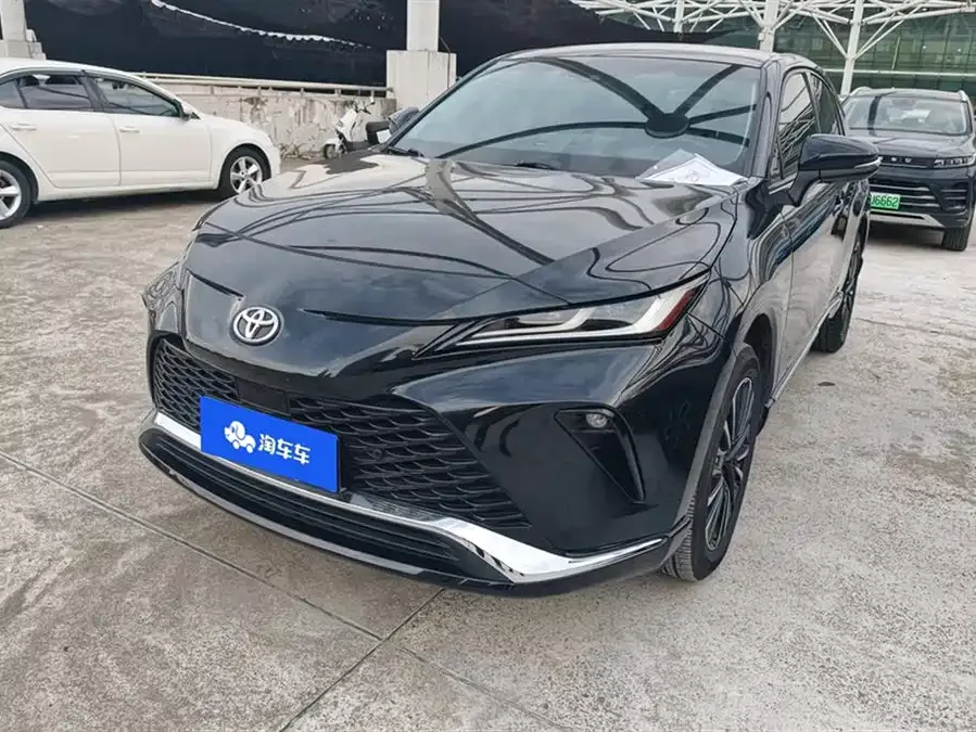 Toyota Venza Venza 2022 2.0L CVT 2WD Premium Edition 2022 — фото 1, купить с доставкой в Москву