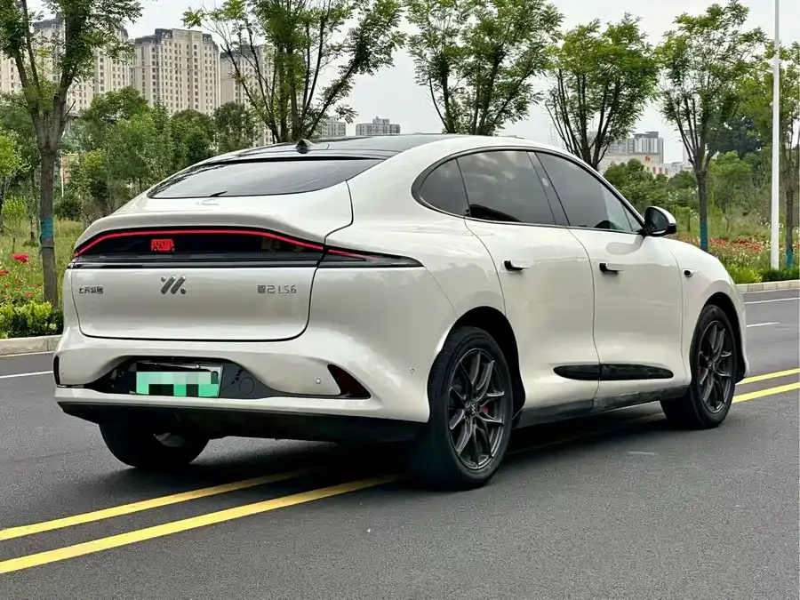 IM Motors LS6 Zhiji LS6 2025 Super Performance Lizard Smart Edition 2025 — миниатюра 3