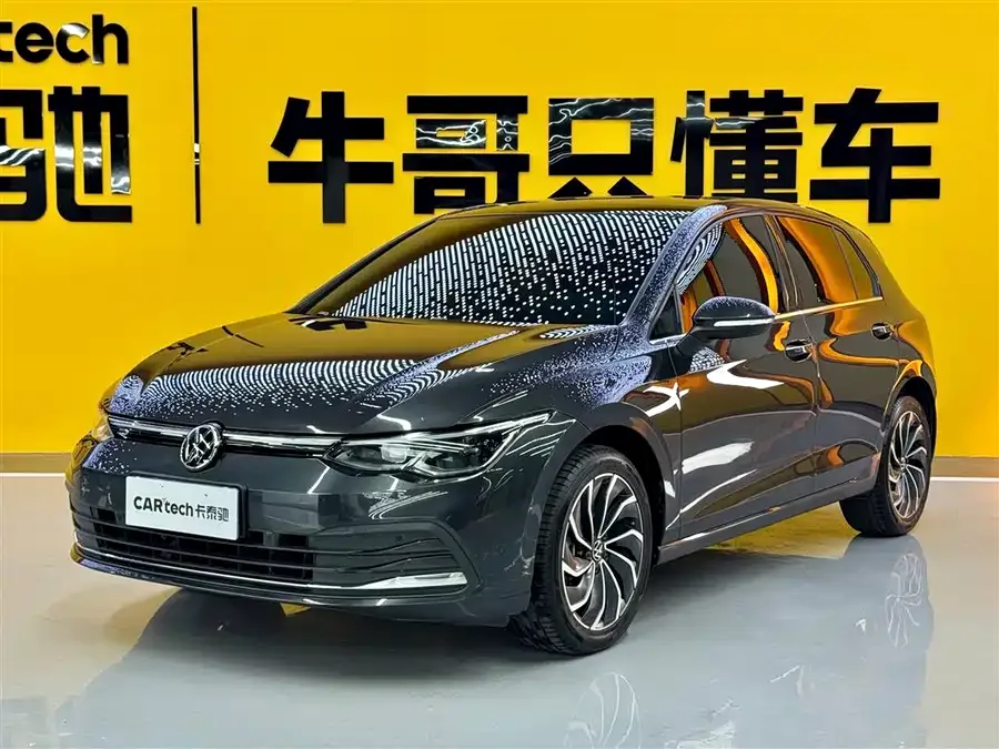 Volkswagen Golf 2024