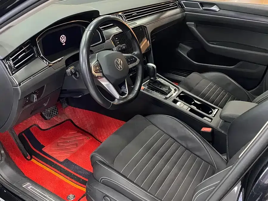 Volkswagen Magotan Magotan 2020 330TSI DSG Luxury Edition 2022 — миниатюра 4