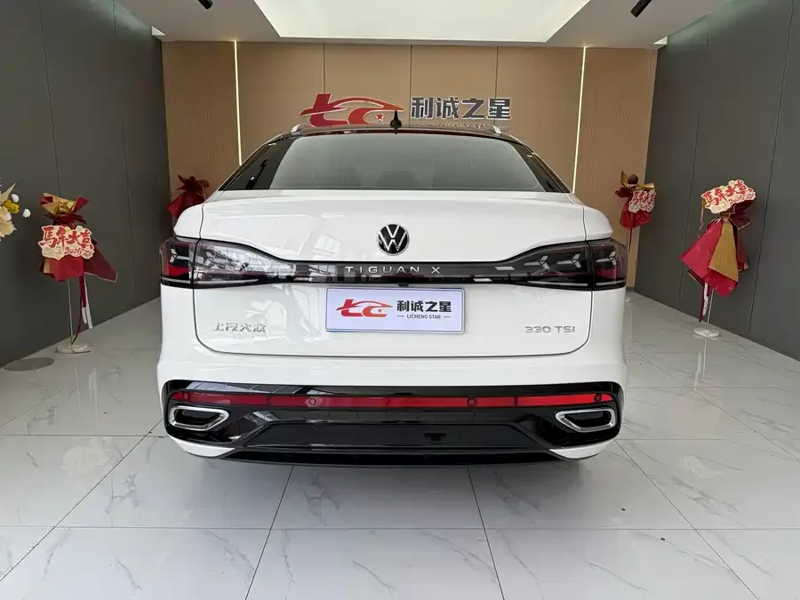 Volkswagen Tiguan X Tiguan X 2022 330TSI 2WD Flagship Edition 2023 — миниатюра 5