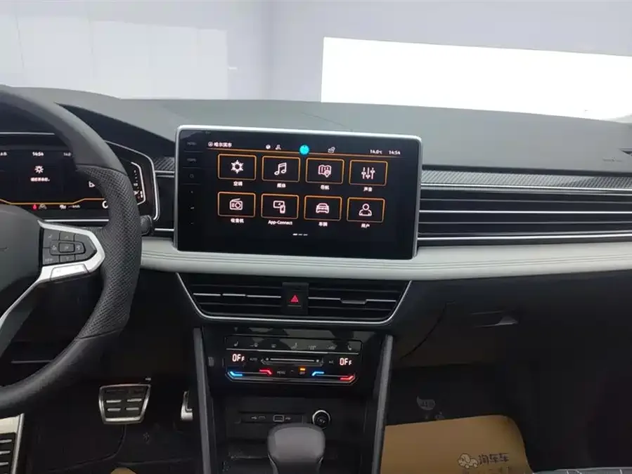 Volkswagen Tiguan L Tiguan L 2024 330TSI Automatic 2WD R-Line Enjoy Edition 2024 — миниатюра 4