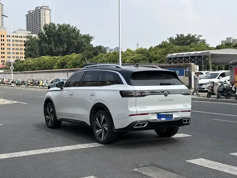 Volkswagen Tavendor 2024 Lanxun 380TSI 4WD R-Line Touring Edition 2024 — миниатюра 4