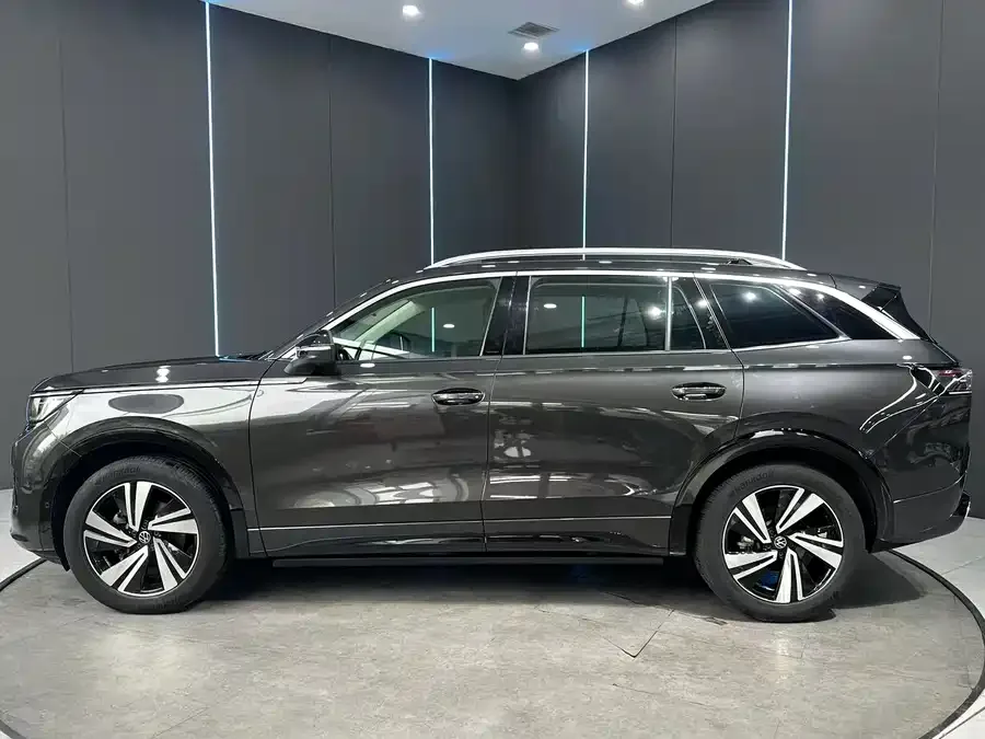 Volkswagen Tavendor 2024 Lanxun 380TSI 4WD R-Line Touring Edition 2024 — миниатюра 4