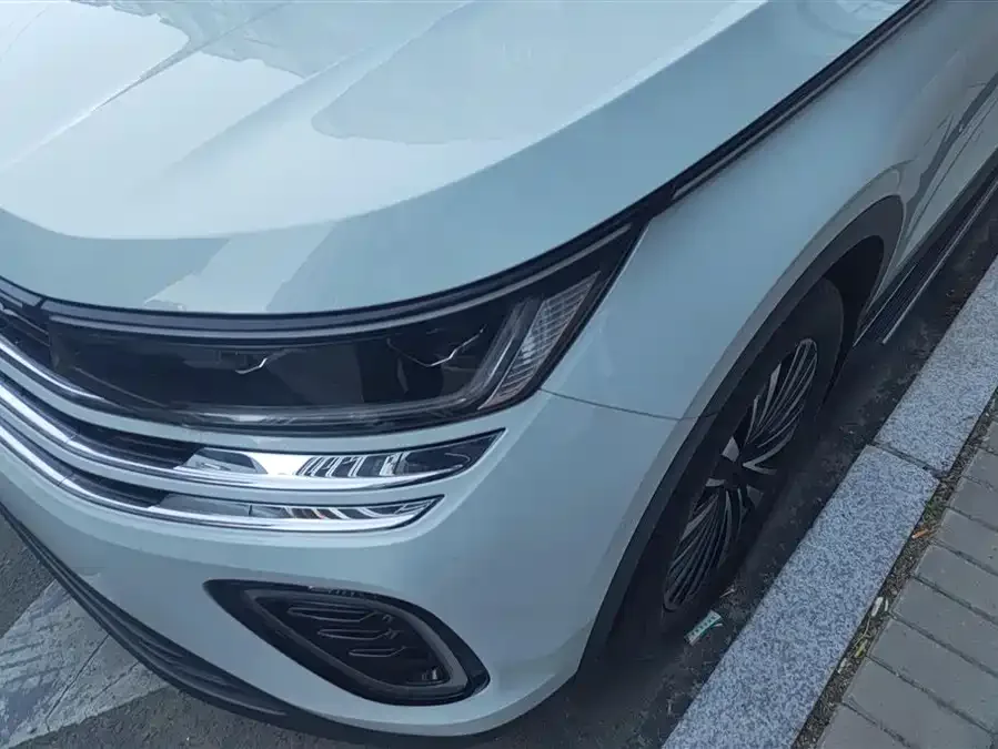 Volkswagen Tavendor 2023 Lanxun 330TSI Luxury Cruise Edition 2024 — миниатюра 2