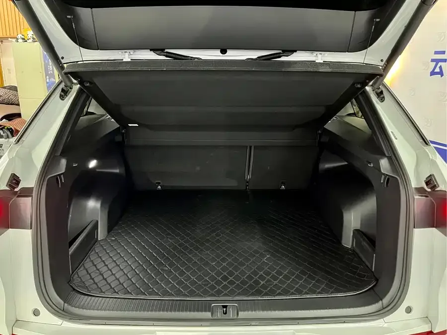 Volkswagen Tavendor 2023 Lanxun 380TSI 4WD R-Line Touring Edition 2024 — миниатюра 3