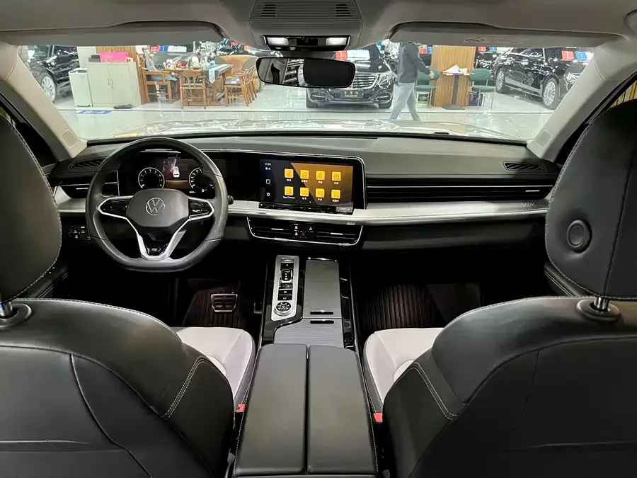 Volkswagen Tavendor 2023 Lanxun 380TSI 4WD R-Line Touring Edition 2024 — миниатюра 4