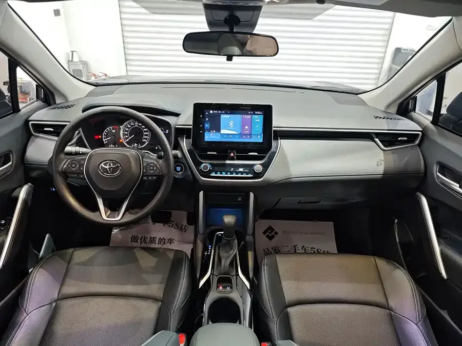 Toyota Frontlander Fenglanda 2022 2.0L CVT Luxury PLUS Edition 2023 — миниатюра 3