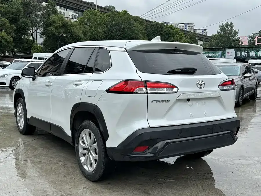 Toyota Frontlander Fenglanda 2023 2.0L CVT Leading Edition 2023 — миниатюра 2