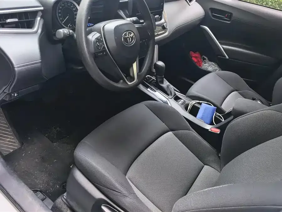 Toyota Frontlander Fenglanda 2022 2.0L CVT Elite Edition 2023 — миниатюра 3