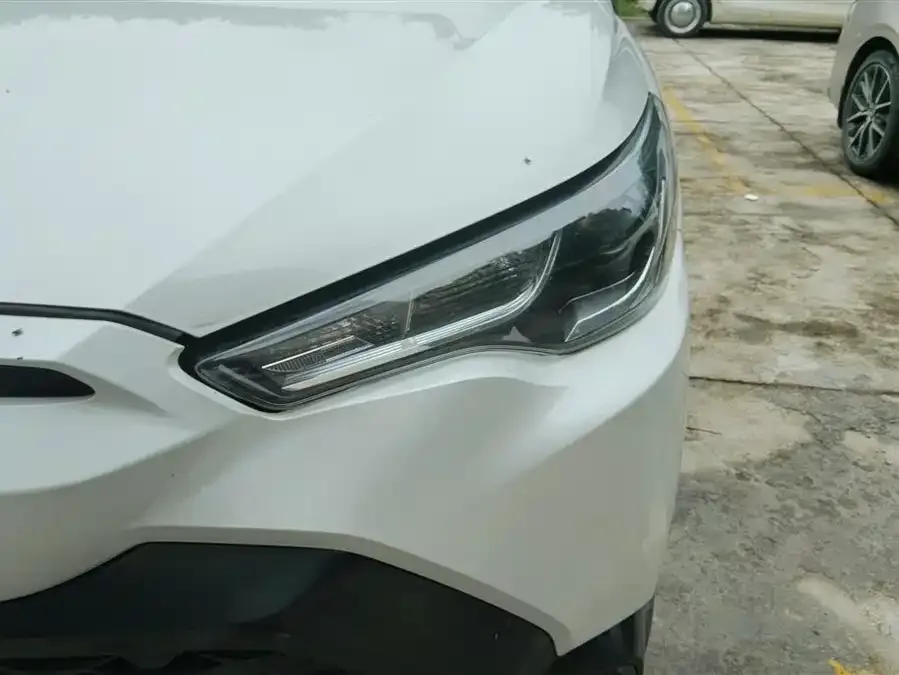 Toyota Frontlander Fenglanda 2022 2.0L CVT Elite Edition 2022 — миниатюра 5