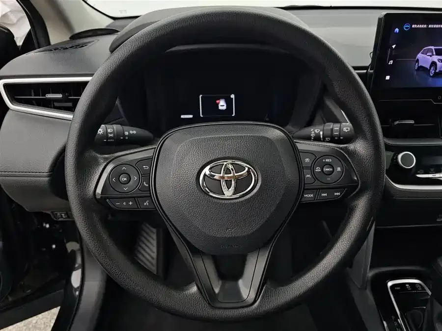 Toyota Corolla Corolla Sharp 2023 2.0L Elite Edition 2024 — миниатюра 3
