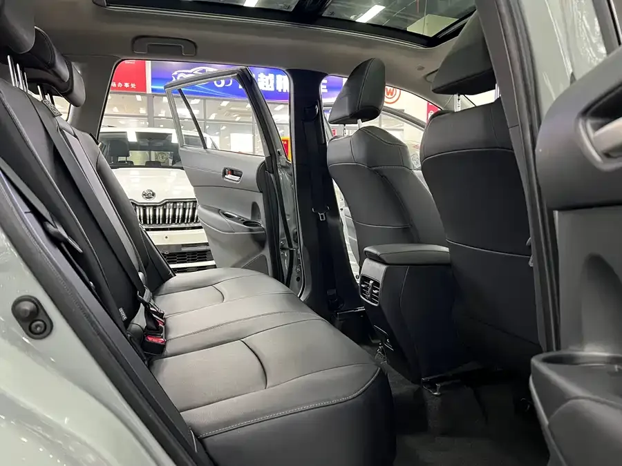 Toyota Corolla Corolla 2022 2.0L flagship version 2022 — миниатюра 3