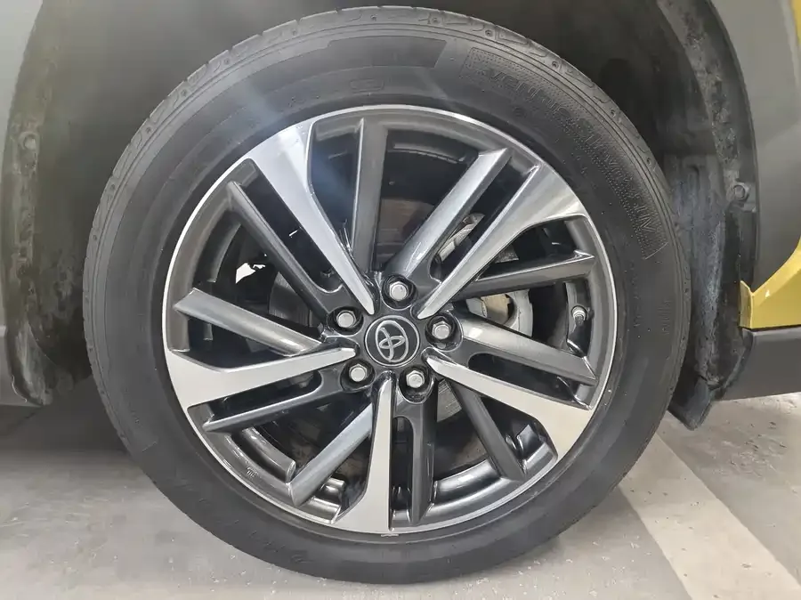 Toyota Frontlander Fenglanda 2022 2.0L CVT Luxury PLUS Edition 2022 — миниатюра 5