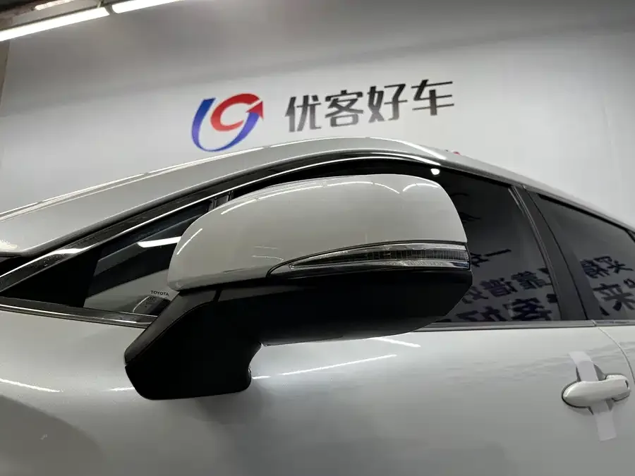 Toyota Frontlander Fenglanda 2022 2.0L CVT Elite Edition 2022 — миниатюра 2