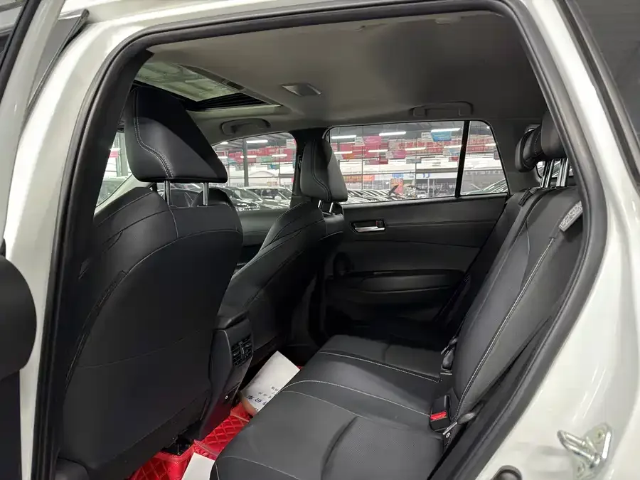 Toyota Frontlander Fenglanda 2023 2.0L CVT Luxury Edition 2023 — миниатюра 3