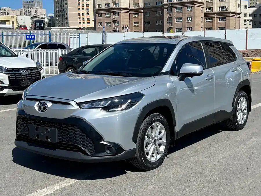 Toyota Frontlander 2024