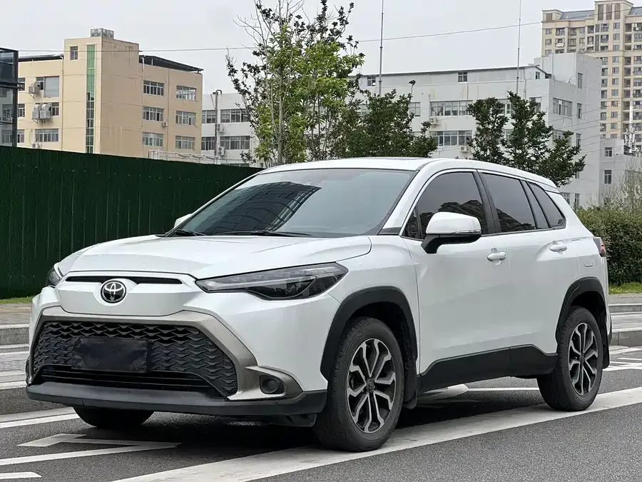 Toyota Frontlander 2022