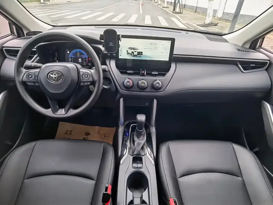 Toyota Corolla Corolla Sharp 2024 2.0L Pioneer Edition 2025 — миниатюра 5