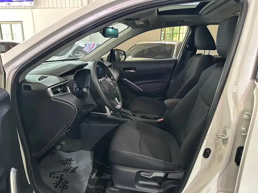 Toyota Corolla Corolla Ruifang 2022 2.0L Deluxe Edition 2023 — миниатюра 4