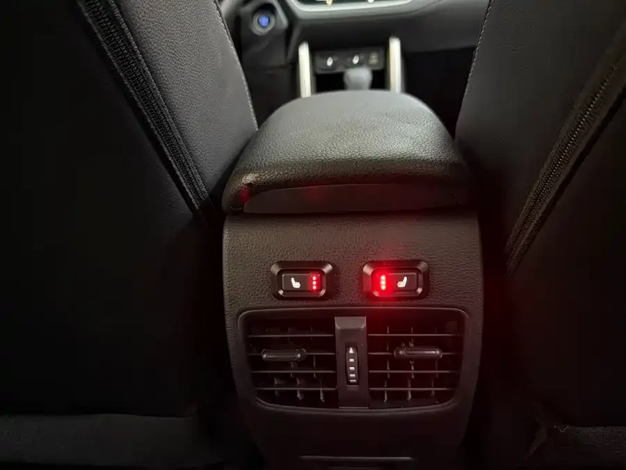 Toyota Corolla Corolla Ruifang 2022 2.0L Exclusive Edition 2022 — миниатюра 5