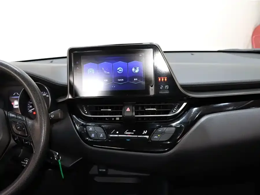 Toyota IZOA IZOA 2021 2.0L Yidong Edition 2022 — миниатюра 4
