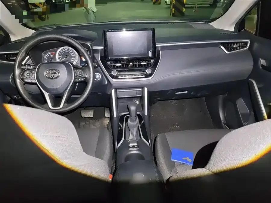 Toyota Frontlander Fenglanda 2022 2.0L CVT Leading Edition 2022 — миниатюра 2