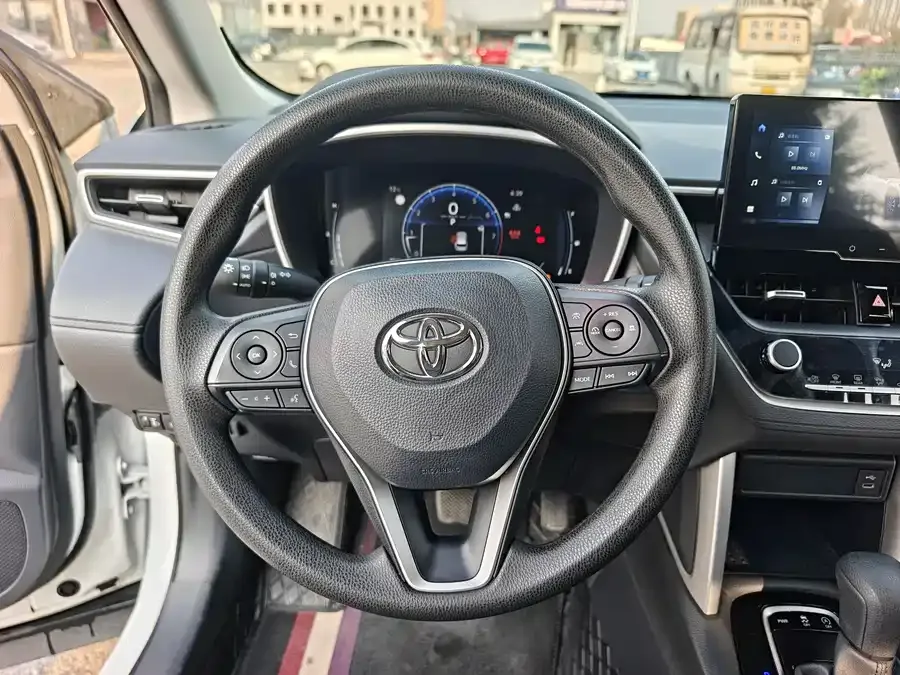 Toyota Frontlander Fenglanda 2024 2.0L CVT Luxury Edition 2024 — миниатюра 3