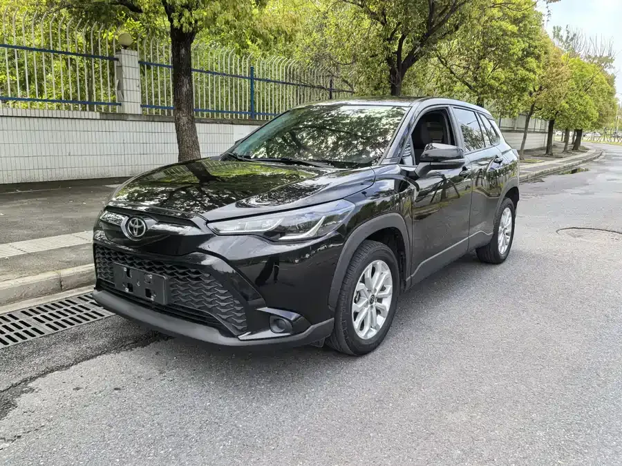 Toyota Frontlander 2023