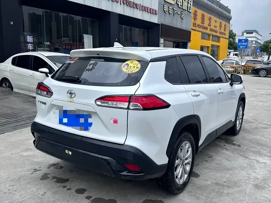 Toyota Frontlander Fenglanda 2024 2.0L CVT Leading Edition 2024 — миниатюра 3