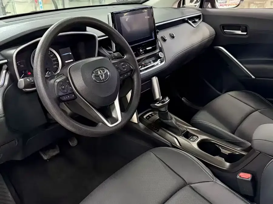 Toyota Frontlander Fenglanda 2022 2.0L CVT Luxury Edition 2022 — миниатюра 4