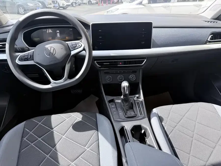 Volkswagen Lavida Lavida 2023 1.5L automatic Deyi version 2022 — миниатюра 4