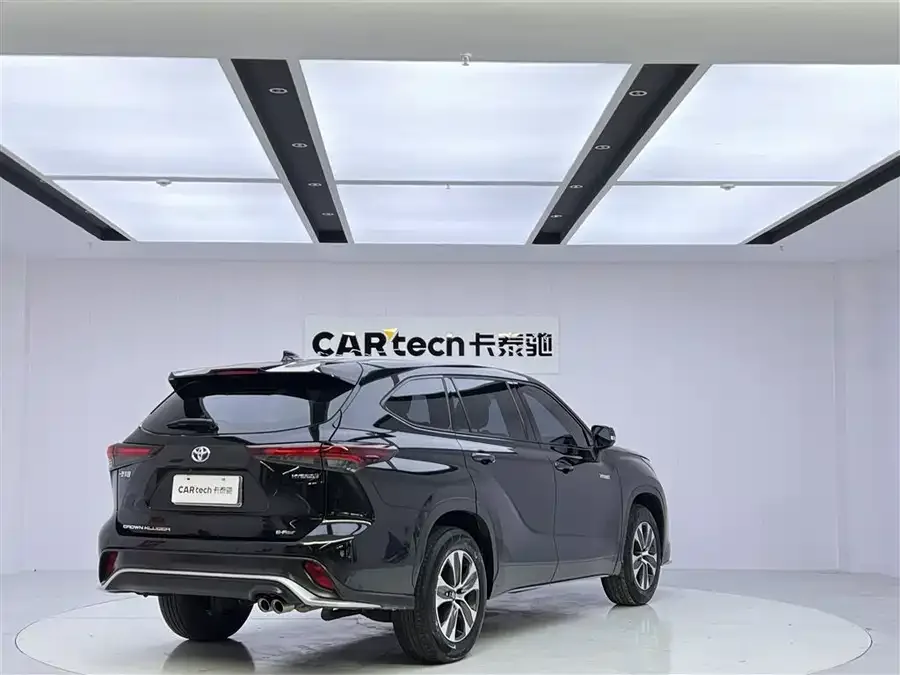 Toyota Crown Land Crown Land 2023 2.5L HEV 4WD Elite Edition 2024 — миниатюра 2