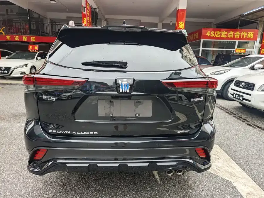 Toyota Crown Land Crown Land Release 2023 2.5L HEV 4WD Premium Edition 2023 — миниатюра 2