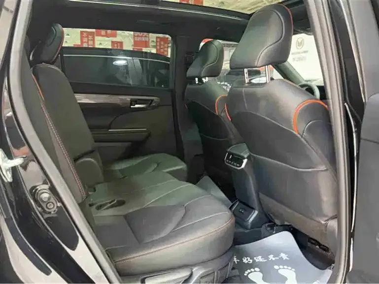 Toyota Crown Land Crown Land 2024 2.5L HEV 4WD Premium Edition 2024 — миниатюра 5